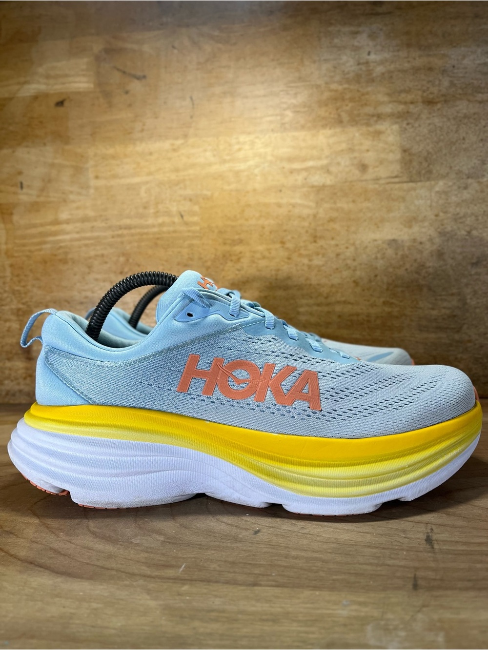 Hoka One One Bondi 8 Womens Size 10.5 Wide Running Shoes Sneakers Blue Yellow